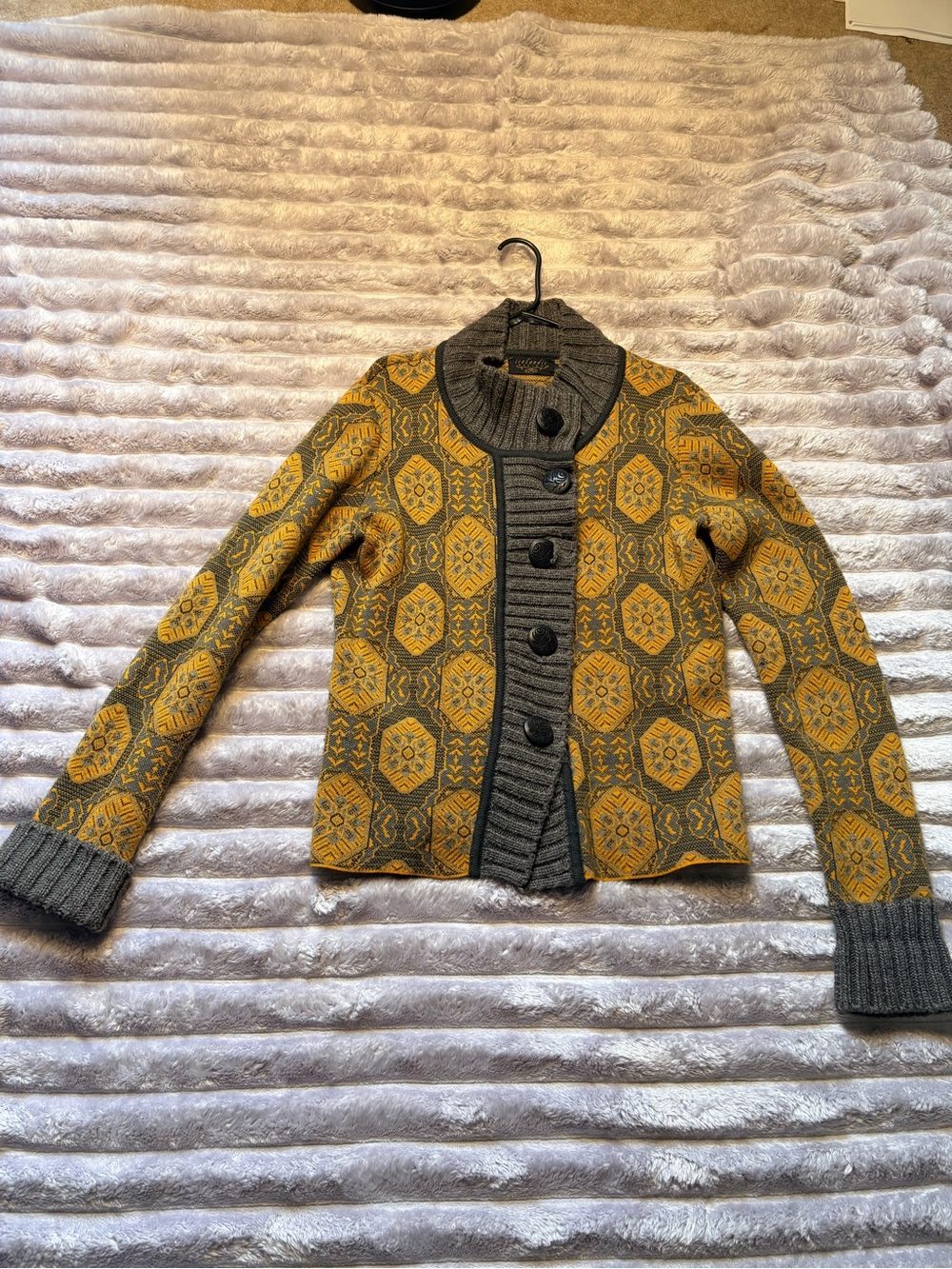 Women's Geometric Mustard & Gray Button-Front Cardigan